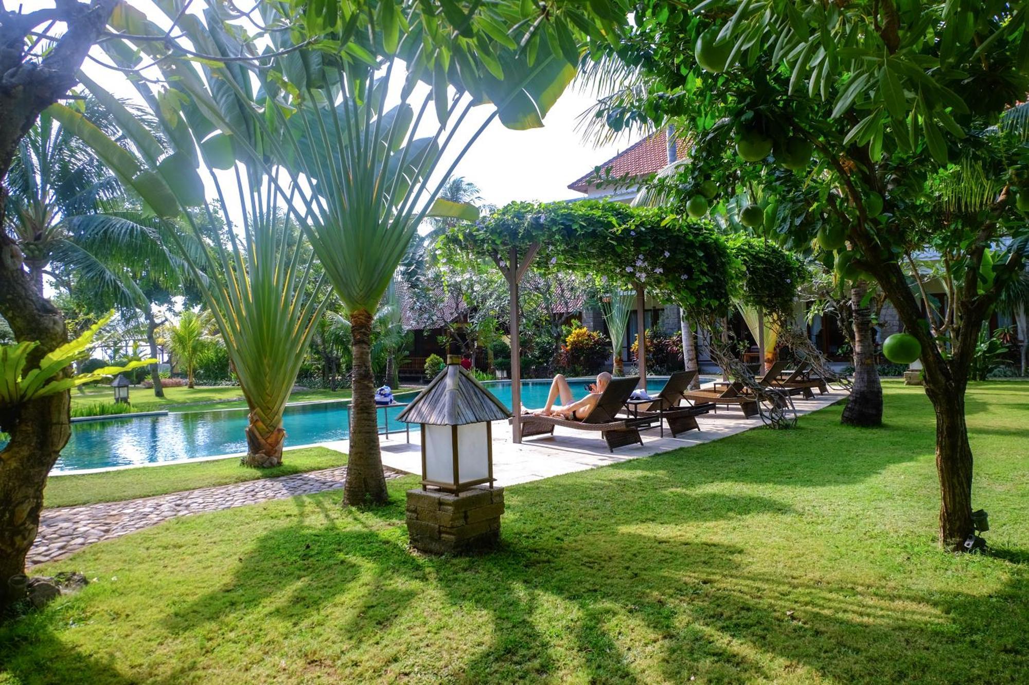 Mina Tanjung Hotel Esterno foto