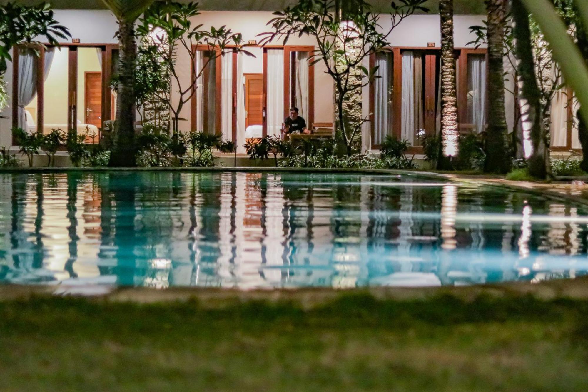 Mina Tanjung Hotel Esterno foto
