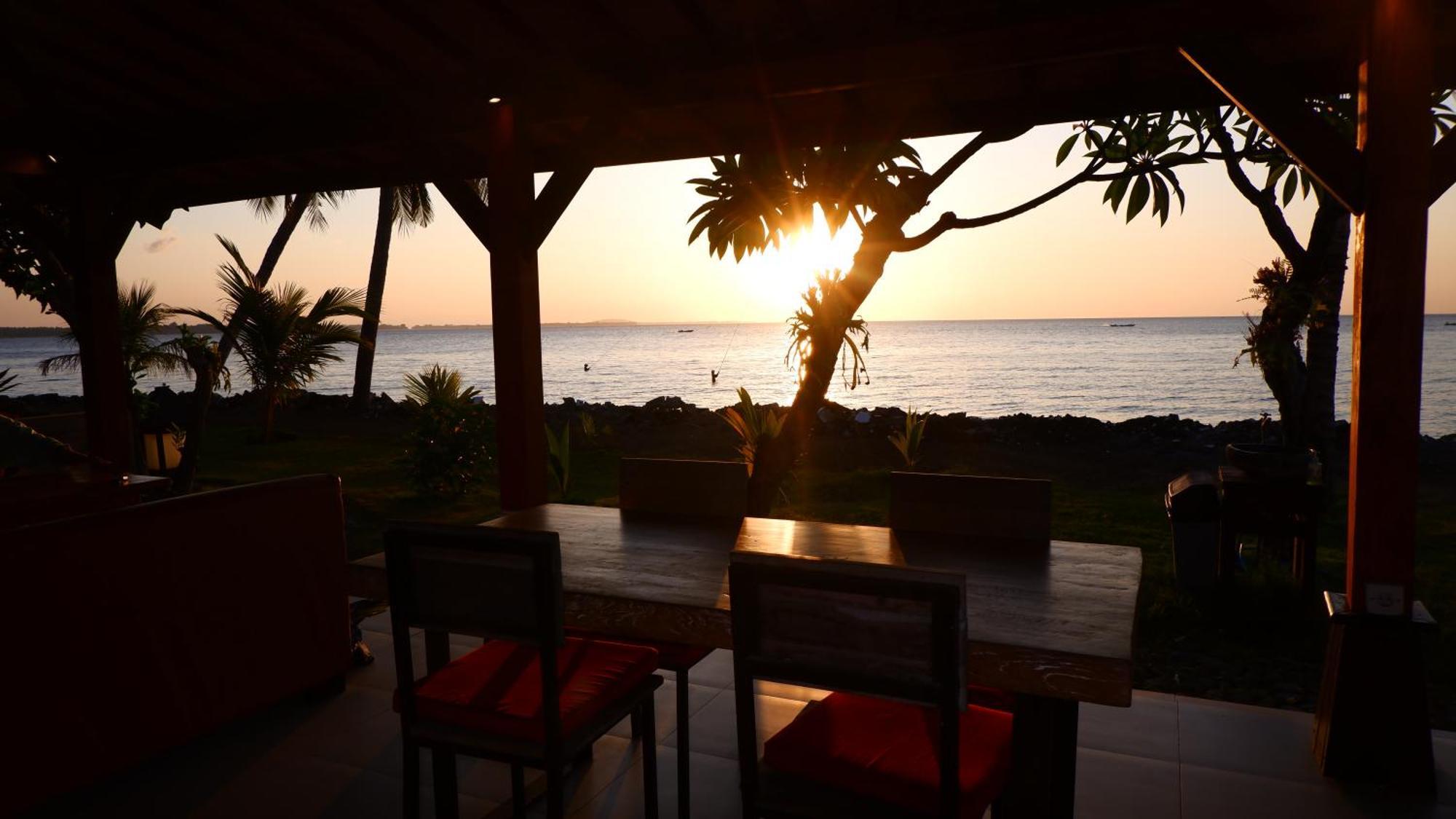 Mina Tanjung Hotel Esterno foto