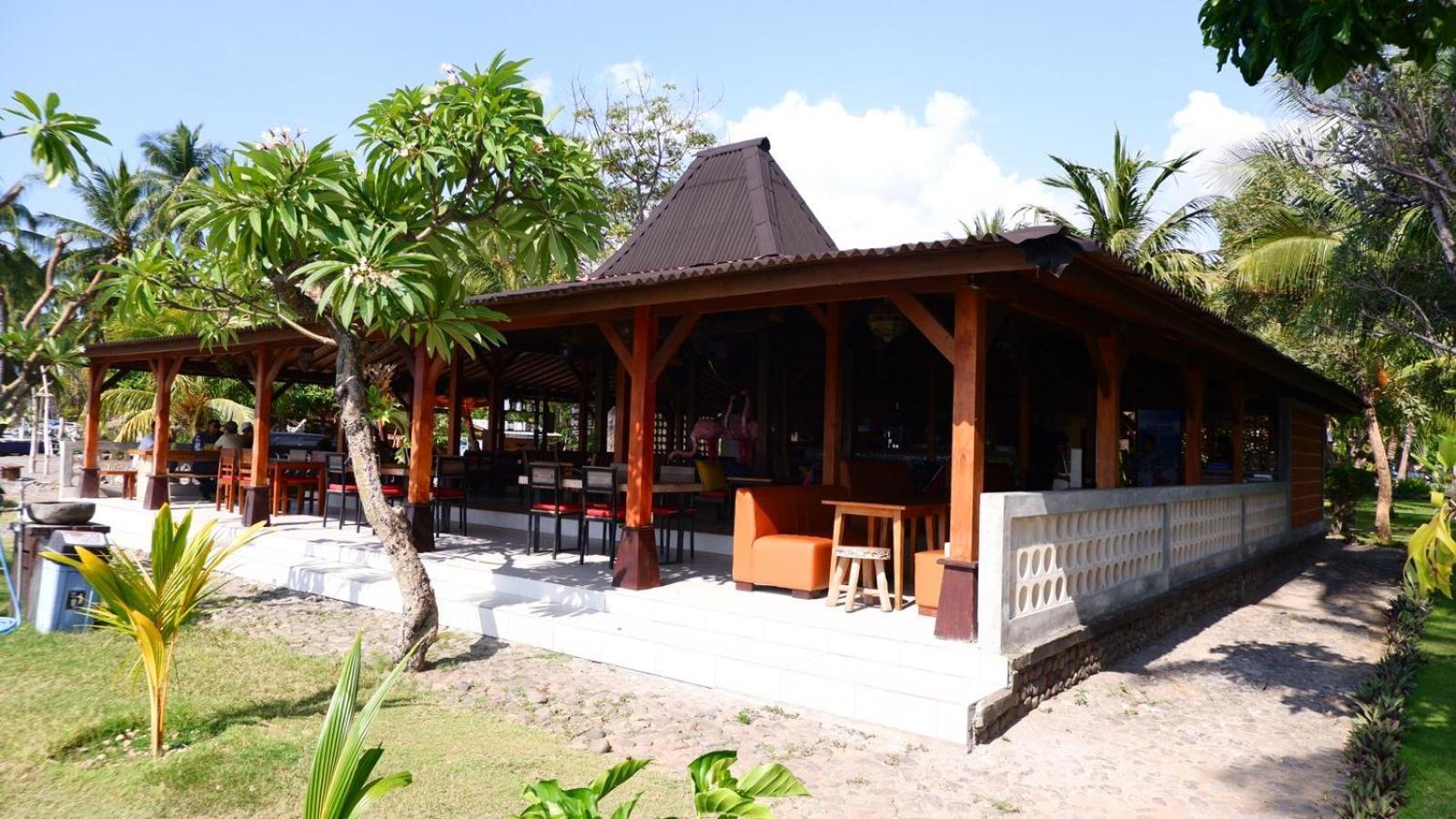 Mina Tanjung Hotel Esterno foto