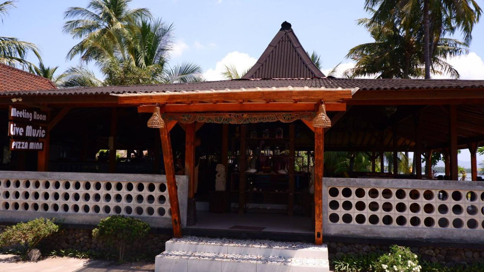 Mina Tanjung Hotel Esterno foto