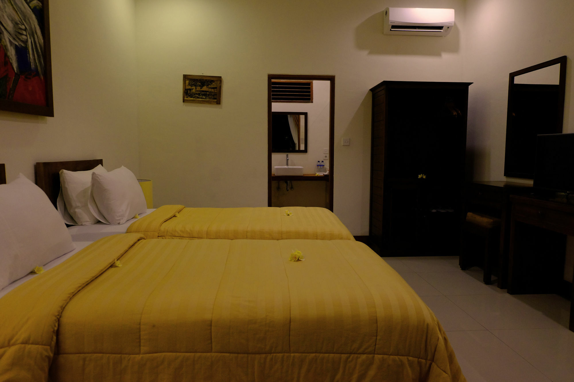 Mina Tanjung Hotel Esterno foto